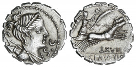 Denario. 79 a.C. CLAUDIA. Ti. Claudius Nero. Anv.: Busto diademado de Diana a derecha, entre arco y carcaj y SC delante. Rev.: Victoria en biga a dere...