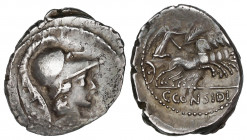 Denario. 46 a.C. CONSIDIA. C. Considius Paetus. Anv.: Busto de Palas o Minerva con casco corintio a derecha. Rev.: Victoria en cuadriga a derecha. En ...