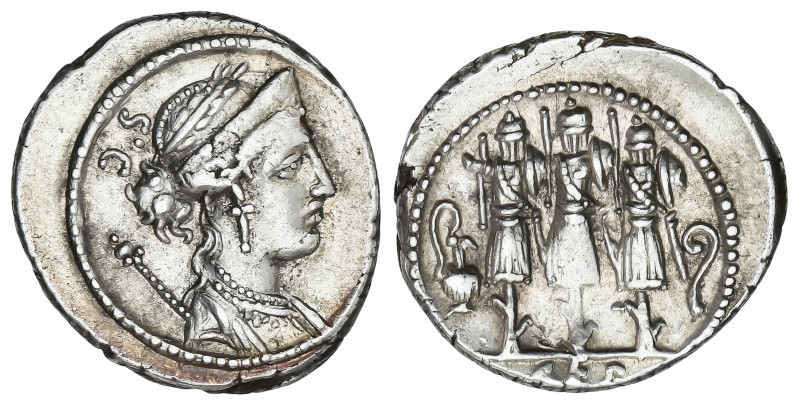 Denario. 56 a.C. CORNELIA. Faustus Cornelius Sulla. Anv.: Cabeza diademada de Ve...