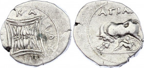 Ancient Greece Apollonia Drachm 200 - 80 BC
Silver 3,26 g.; Illyria, Apollonia. Obv: AGIAS, cow left, head turned, suckling calf right. Reverse: APOL...