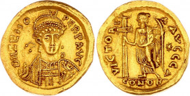 Byzantium Solidus 476 - 491 AD
Gold 4,27 g.; Obv: D N ZENO PERP AVG, pearl-diademed, helmeted and cuirassed three-quarter facing bust, holding spear ...