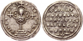 Byzantium Miliaresion 963 - 969 AD, Nicephorus II Collectors Copy
SB 1781, DOC III 6; Silver 2,46 g.; Obv: IhSUSXRISTUShICA - Crowned, facing bust of...
