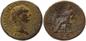 Roman Empire As 80 - 81 AD, Domitian
RIC 166b (Titus), S 2688, C 39; Copper 16,00 g.; Obv: CAESDIVIVESPFDOMITIANVSCOSVII - Laureate head right. Rev: ...