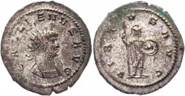 Roman Empire Antoninianus 253 - 268 AD, Gallienus
Billon 3,52 g.; Obv: GALLIENVSPFAVG - Radiate, cuirassed bust right. Rev: VIRTVSAVGG - Gallienus st...