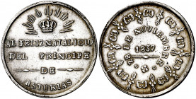 1857. Al feliz natalicio del Príncipe de Asturias. Limpiada. Plata. 10,13 g. Ø30 mm. MBC+.