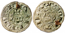 Alfonso VII (1126-1157). Toledo. Dinero. (AB. 49) (M.M. A7:2.10 var). Pequeña rotura. Rara. 0,71 g. (EBC-).