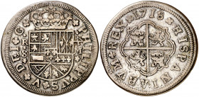 1718. Felipe V. Sevilla. M. 4 reales. (AC. 1222). DEI G. 4 del valor girado y tres flores de lis en el escudo. 10,76 g. MBC.