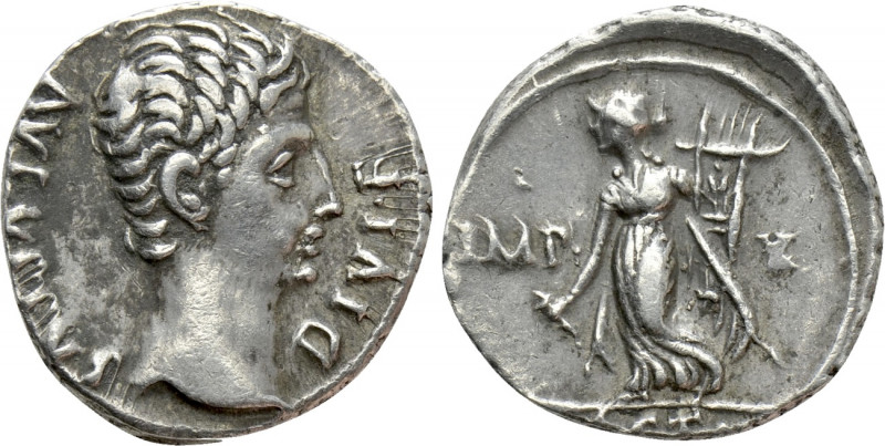 AUGUSTUS (27 BC-14 AD). Denarius. Lugdunum. 

Obv: AVGVSTVS DIVI F. 
Bare hea...
