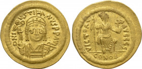JUSTIN II (565-578). GOLD Solidus. Constantinople