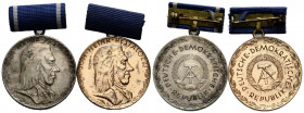 Medaillen
 Bronzemedaille / Bronze medal 32.4 mm. 19.2g Versilbert. 31.9 mm. 19.3g Pestalozzi-Medaillen für treue Dienste / Pestalozzi medals for loy...