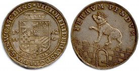 ALLEMAGNE - ANHALT BERNBOURG Ville libre 
VICTOR II FRÉDÉRIC Prince 1721 - 18 mai 1765
2/3 Thaler en argent 1742. Tranche lisse. 
(13,05 g) 
Dav 209
T...