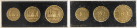 Allemagne, Sarre, coffret des 3 essais, 10, 20 et 50 francs, 1954 Paris
A/SAARLAND
Scène industrielle, au-dessous (différents)
R/(valeur) FRANKEN//...