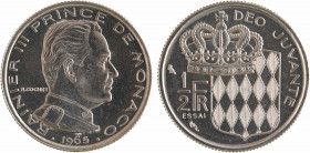 Monaco, Rainier III, essai d'1/2 franc, 1965 Paris
A/RAINIER III PRINCE DE MONACO// .(date).
Tête à droite, derrière signature R. COCHET
R/DEO JUVA...