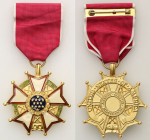 USA (United States of America)
USA. Order of the Legion of Merit Officer 

Wysokie odznaczenie USA, ustanowione w 1942 roku,przyznawane wojskowym z...