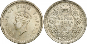 British India
India, George VI (1936-1952). 1 rupee 1942, Bombay 

Bardzo E�adnie zachowane.KM 557

Details: 11,80 g Ag 
Condition: 2+ (EF+)