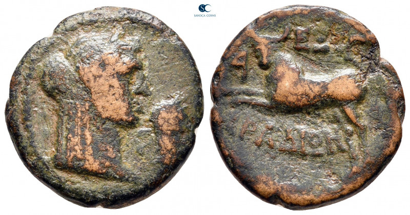 Phoenicia. Aradus. Trajan AD 98-117. Dated CY 365=AD 106/7
Bronze Æ

21 mm, 7...