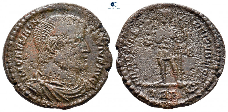 Magnentius AD 350-353. Treveri
Follis Æ

24 mm, 5,20 g



nearly very fin...