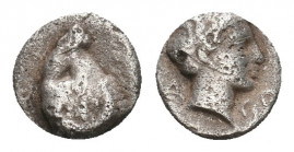Greek Obol, Ca. 350-300 BC. AR
Troas - Kebren AR Obol (387-310 BC)
Condition: Very Fine

Weight: 0.4 gr
Diameter: 7 mm