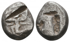 Greek Stater Cilicia, Ca. 350-300 BC. AR

Condition: Very Fine

Weight: 11.4 gr
Diameter: 19mm