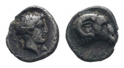TROAS.Kebren.Circa 387-310 BC. AR Obol. Ram’s head right / Youthful male head right.Klein 313.Very fine.

Weight : 0.5 gr

Diameter : 7 mm