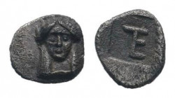 IONIA.Kolophon.Circa 525-490 BC. AR Tetartemorion. Facing head of Apollo / TE monogram within incuse square.Milne 8.Good very fine.

Weight : 0.2 gr

...