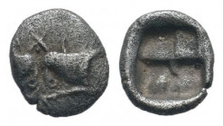 CARIA.Uncertain.5th century BC.AR Hemiobol.Confronted heads of two bulls / Incuse punch.SNG Keckman 909; SNG Kayhan 971-972.Fine.

Weight : 0.3 gr

Di...