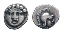 PISIDIA.Selge.Circa 350-300 BC.AR obol. head of Gorgoneion/head of Athena.SNG BN 1929-34.

Weight : 1.0 gr

Diameter : 9 mm