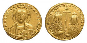 CONSTANTINE VII and ROMANUS I.913-959 AD. AV Solidus.⧾ IҺS XPS RЄX RЄϚNANTIЧm ⸭, bust of Christ Pantokrator facing / COҺSƮAҺƮ CE ROMAҺ AЧϚϚ Ь R, crown...
