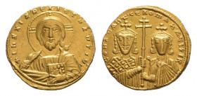 CONSTANTINE VII and ROMANUS I.913-959 AD. AV Solidus.⧾ IҺS XPS RЄX RЄϚNANTIЧm ⸭, bust of Christ Pantokrator facing / COҺSƮAҺƮ CE ROMAҺ AЧϚϚ Ь R, crown...