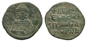 ROMANUS I.920-944 AD.Constantinople mint.AE Follis.+ RωmAn? bASILЄVS Rωm; crowned bust of Romanus I facing wearing chlamys; holding transverse labarum...