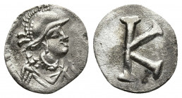 Justinianus I, 527-565. 1/3 Siliqua 530/580, Constantinopolis. Helmeted and draped bust of Constantinopolis to r. Rev. K. 0.55 g, 12mm. Bendall, Anony...