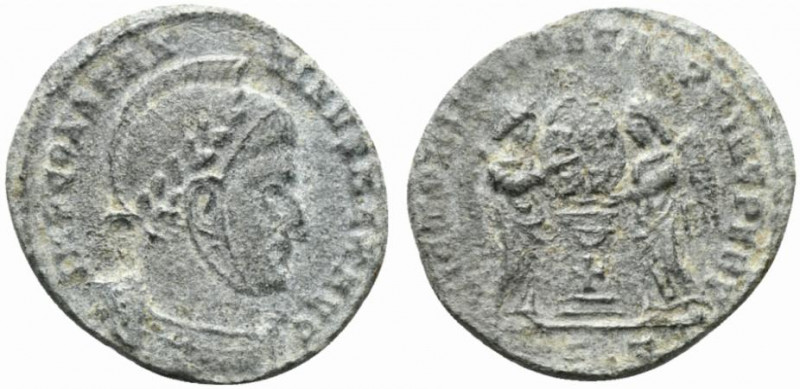 Constantine I (307/310-337). Æ Follis (14mm, 1.96g, 6h). Ticinum, 318-319. Laure...