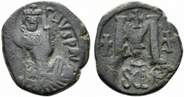 Heraclius (610-641). Æ 40 Nummi (26mm, 15.76g, 6h). Syracuse, 615/6-627/8. Crowned and draped facing bust; monogram to r. R/ SCLS below bar. MIB Km 4;...