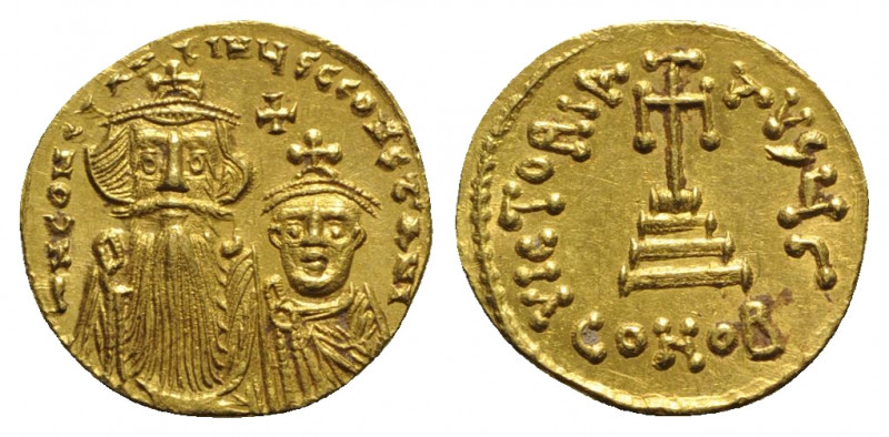 Constans II (641-668). AV Solidus (20mm, 4.49g, 6h). Constantinople, 654-659. Cr...