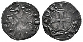 Kingdom of Castille and Leon. Alfonso VII (1126-1157). Dinero. Leon. (Bautista-113.1). Anv.: LEONIS. Rev.: IMPERATOR . Ve. 0,74 g. Inverted crescent m...
