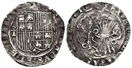 Catholic Kings (1474-1504). 2 reales. Toledo. (Cal-528 var). Anv.: • FERNANDVS : ET : ELISABET . Rev.: + REX : ET : (RE)GINA : ..... Ag. 6,63 g. Shiel...