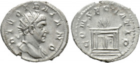 DIVUS TRAJAN (Died 117). Antoninianus. Rome. Struck under Trajanus Decius