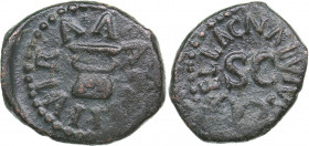 Roman Empire - Rome Æ Quadrans - Augustus (27 BC-14 AD)
3.07 g. 18mm. F/VF C NAEVIVS CAPELLA around S•C/ III VIR A A A F F.