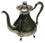 Silver teapot
843.66 g.