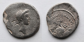 12 CAESARS IMPERIAL: Julius Caesar, 42 BC (18mm, 3.3g), Moneyer L. Mussidius Longus