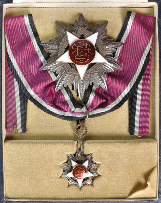 Jordan, Order of al Istiqlal (Independence), Grand Officer’s set of insignia, un...