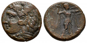 Sicily. Syracuse. Litra. 278-276 BC. Times of Pyrrhos. (Sng Ans-850). (Sng Cop-808). Anv.: Head of Herakles left, wearing lion skin headdress. Rev.: A...