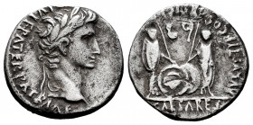 Augustus. Denarius. 7-6 BC. Lugdunum. (Ffc-22). (Ric-207). (Cal-852). Anv.: (CAESAR AVGVSTVS D)IVI. F. PATER. PATRIE, his laureate head right. Rev.: C...