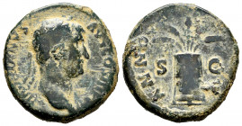 Hadrian. Unit. 117-138 AD. Rome. (Ric-798). Rev.: ANNO(NA AVG), Modius with corn ears and poppy; S-C across fields. Ae. 13,65 g. Choice F. Est...50,00...