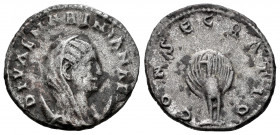Diva Mariniana. Antoninianus. 253-254 AD. Rome. (Spink-10067). (Ric-3). (Seaby-2). Rev.: CONSECRATIO. Peacock . Ag. 2,83 g. VF. Est...110,00. 


 S...