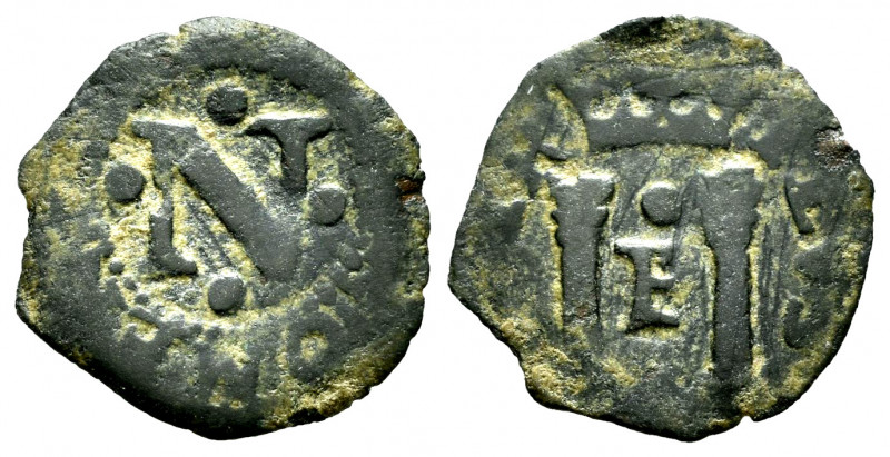 Charles I (1516-1556). Cornado. Pamplona. (Cal-41 var). Ae. 1,13 g. N between 4 ...