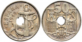 Estado Español (1936-1975). 50 centimos. 1949*19-54. Madrid. (Cal-25). 4,05 g. Mint state. Est...15,00. 


 SPANISH DESCRIPTION: Estado Español (19...