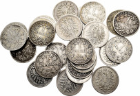 Lot of 27 coins from Germany. 1 Mark from 1874 to 1886, different mints. Ag. TO EXAMINE. Almost VF/Choice VF. Est...150,00. 


 SPANISH DESCRIPTION...