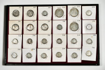 Switzerland. Lot of 44 Swiss silver coins, 30 of 1/2 franc (1898 (2), 1908, 1909, 1910, 1913, 1914, 1916, 1920 (5), 1921 (5), 1928, 1929 (3), 1934 (2)...