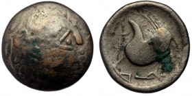Eastern Europe. Mint in the northern Carpathian region "Schnabelpferd" type BL Tetradrachm, ca 200-100 BC. 
Celticised, laureate and bearded head to r...